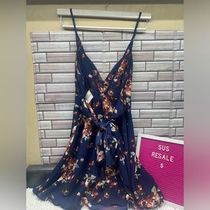 Windsor Size medium dress